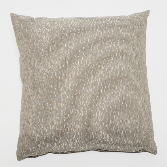 Herman Miller 'Violetta' Fabric Pillow Covers Set of 2 NWT - Picture 3 of 4